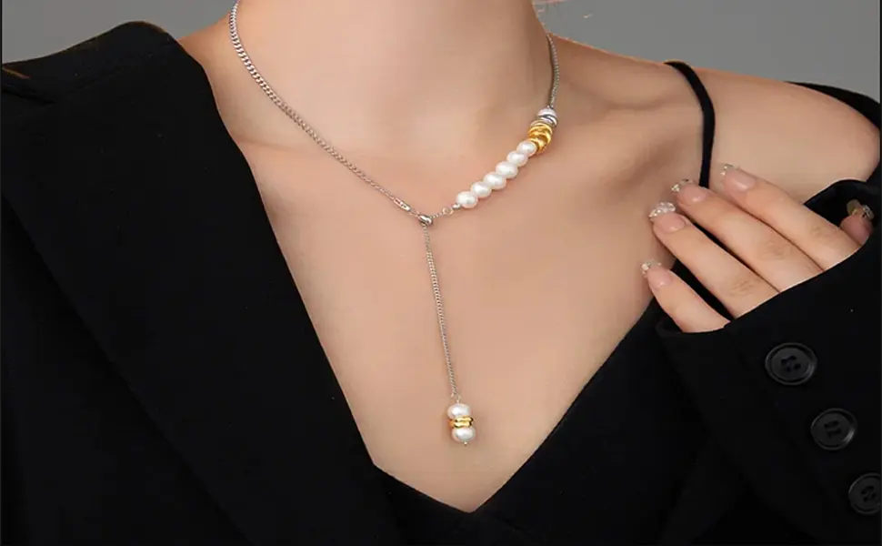 What Does Pearl Necklace Mean ?