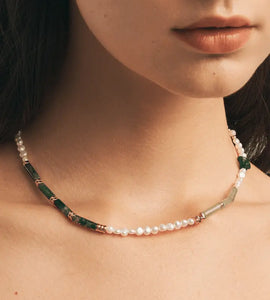 Charming Gem Pearl Collar Chain